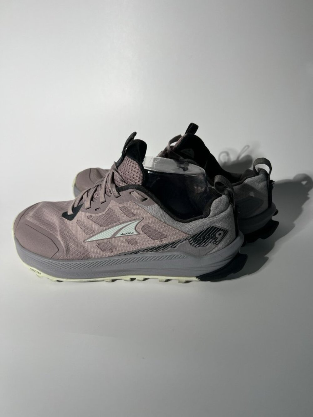 Altra Lone Peak 9 Women’s Trail Running Shoes Size 7 Hiking Sneakers